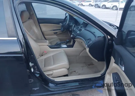 2012 Honda Accord 2.4 Se z USA, uszkodzony, nr VIN 1HGCP2F68CA077103